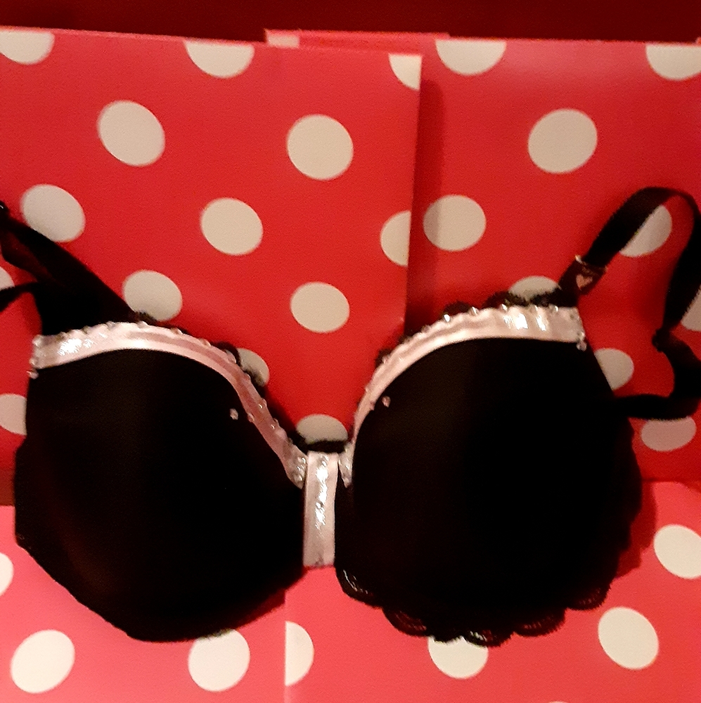 New Pink Victoria's Secret Diamond Bra S34DD